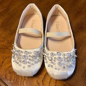 Flower girl shoes